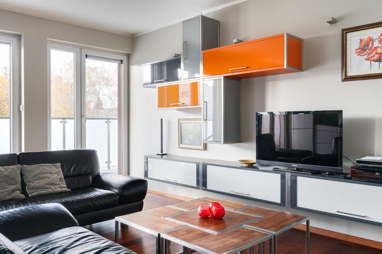 Lasek Marcelinski 2-Bedroom Apartment Poznań Buitenkant foto